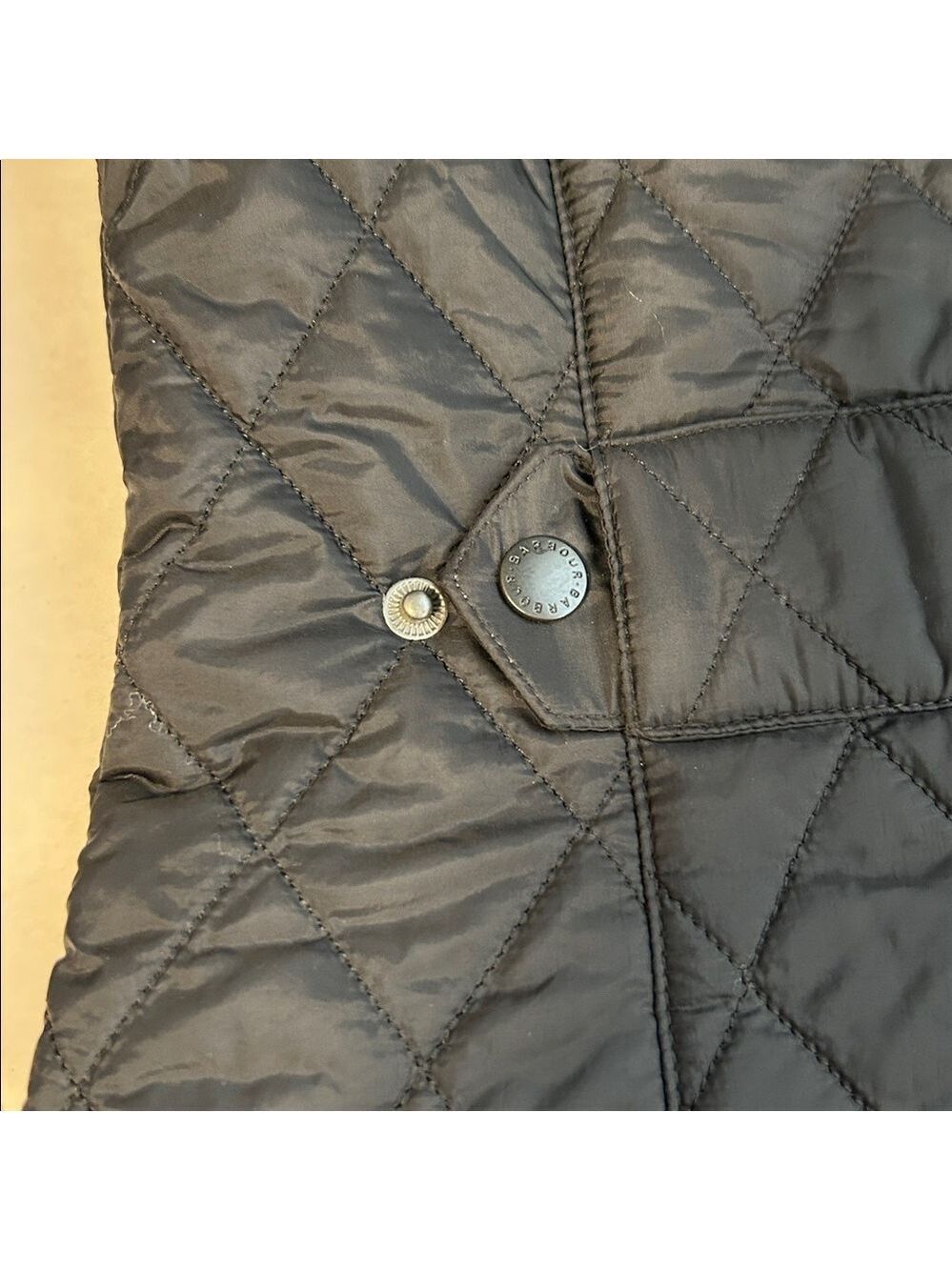 Barbour Flyweight Cavalry Quiet Luxury Quilted Minimalist Classic Jacket Size 4 - Picture 13 of 15